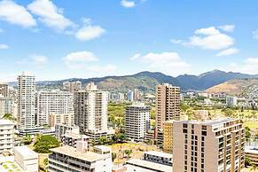 Ocean View  Condo with 2 double beds and Parking