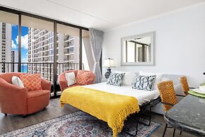 Ocean View  Condo with 2 double beds and Parking