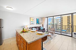 Ocean View  Condo with 2 double beds and Parking