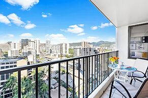 Ocean View  Condo with 2 double beds and Parking