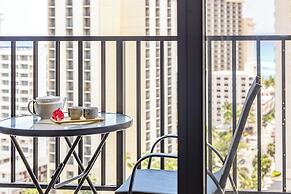 Ocean View  Condo with 2 double beds and Parking