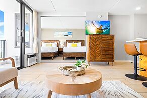 Ocean View  Condo with 2 double beds and Parking