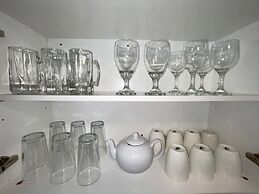 Ocean View  Condo with 2 double beds and Parking