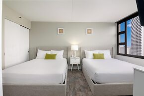 Ocean View  Condo with 2 double beds and Parking