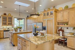 Keys Creek by Avantstay Sleeps 42, Luxury Estate