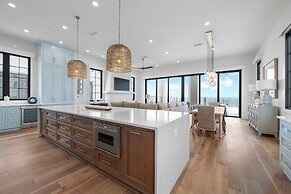 Searenity at Eleanor Beach