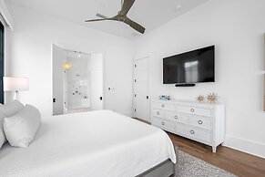 Searenity at Eleanor Beach