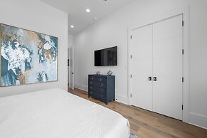 Searenity at Eleanor Beach