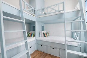 Searenity at Eleanor Beach