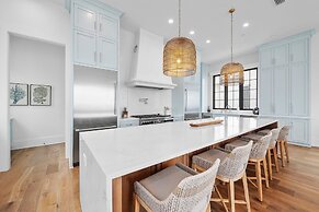 Searenity at Eleanor Beach