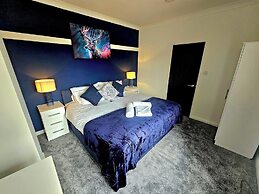 Cozy House in Bridgwater - Sleeps 6 - Long Stays