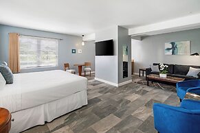 Kasa La Flora and Impala Miami Beach