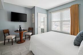 Kasa La Flora and Impala Miami Beach