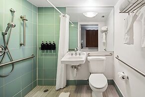 Kasa La Flora and Impala Miami Beach