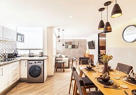 Grand Chapultepec by Kukun