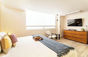 Grand Chapultepec by Kukun