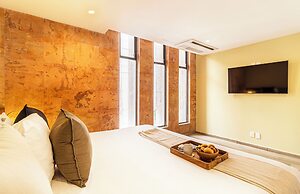 Grand Chapultepec by Kukun