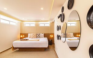 Grand Chapultepec by Kukun