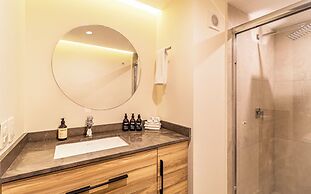 Grand Chapultepec by Kukun