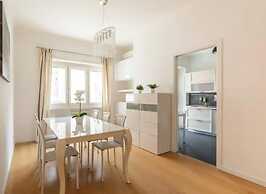 Elegant and bright property Rome Italy