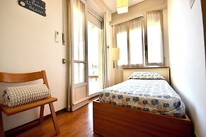 Blue Sky Apartment by Wonderful Italy