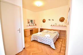 Blue Sky Apartment by Wonderful Italy