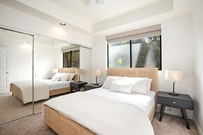 Napili Bay NPG-C11 by KBM