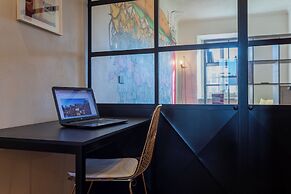Graffiti Apartment by Wonderful Italy