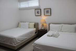 Las Olas 2BR 6PAX 3Bds HugeTerrace