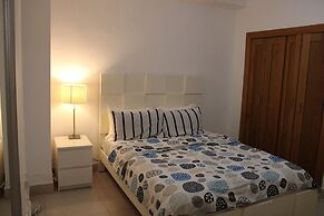 Las Olas 2BR 6PAX 3Bds HugeTerrace