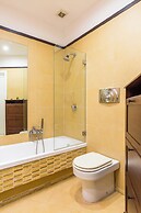 Stylish Apartment at Piazza Municipio