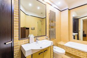 Stylish Apartment at Piazza Municipio