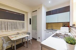 Stylish Apartment at Piazza Municipio