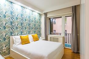 Stylish Apartment at Piazza Municipio