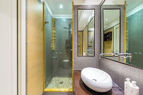 Stylish Apartment at Piazza Municipio