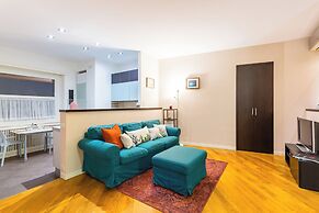 Stylish Apartment at Piazza Municipio