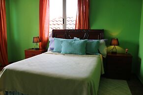 Villa GuavaBerry 5BR 6Bds 12Pax HugePool