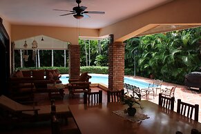 Villa GuavaBerry 5BR 6Bds 12Pax HugePool