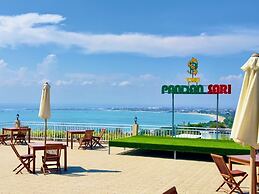 The Pandan Sari Hotel