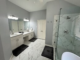 Spacious 5-bedroom Home for Large Family