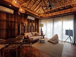 Sealord Naithon Beach Phuket