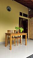Bali Asli Guest House by EPS