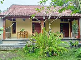 Bali Asli Guest House by EPS