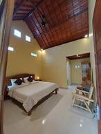 Bali Asli Guest House by EPS