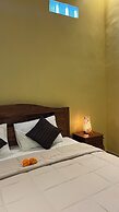 Bali Asli Guest House by EPS