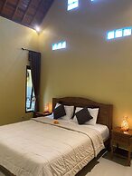 Bali Asli Guest House by EPS