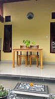 Bali Asli Guest House by EPS