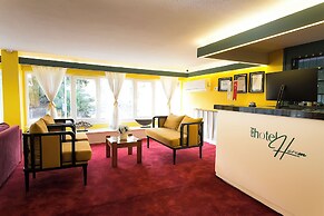Mini Harem Hotel