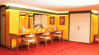 Mini Harem Hotel