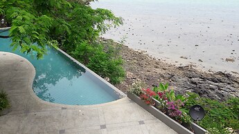 Private Villa Siray Beach Front